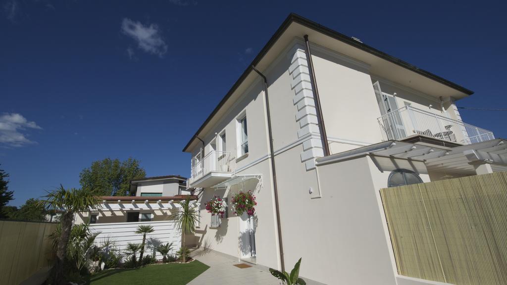 La Brise Hotel Marina di Pietrasanta Exterior foto